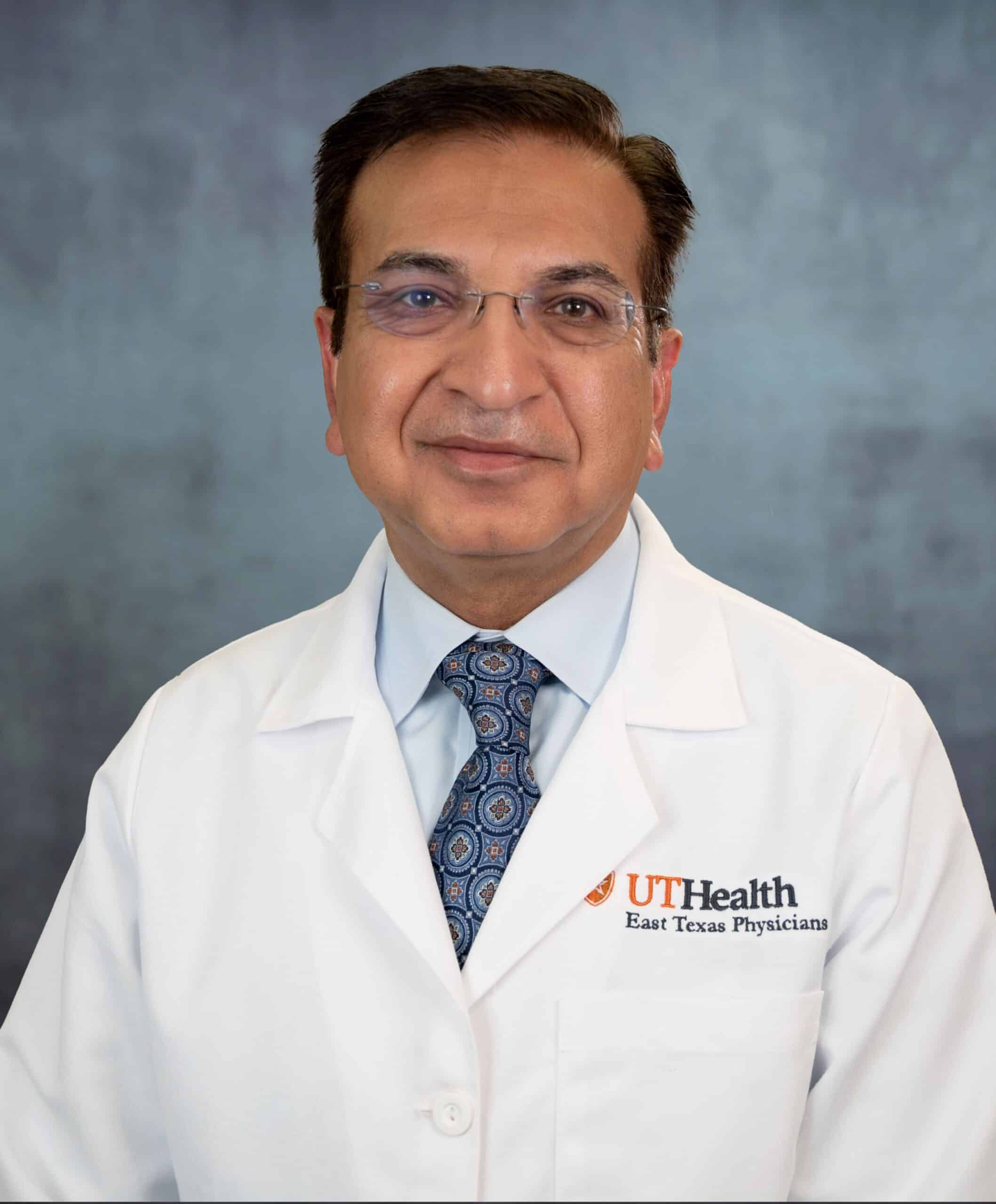 Dr. Ghulam Abbas Performs Several First‑in‑Region Robotic-Assisted Procedures at UT Health Tyler